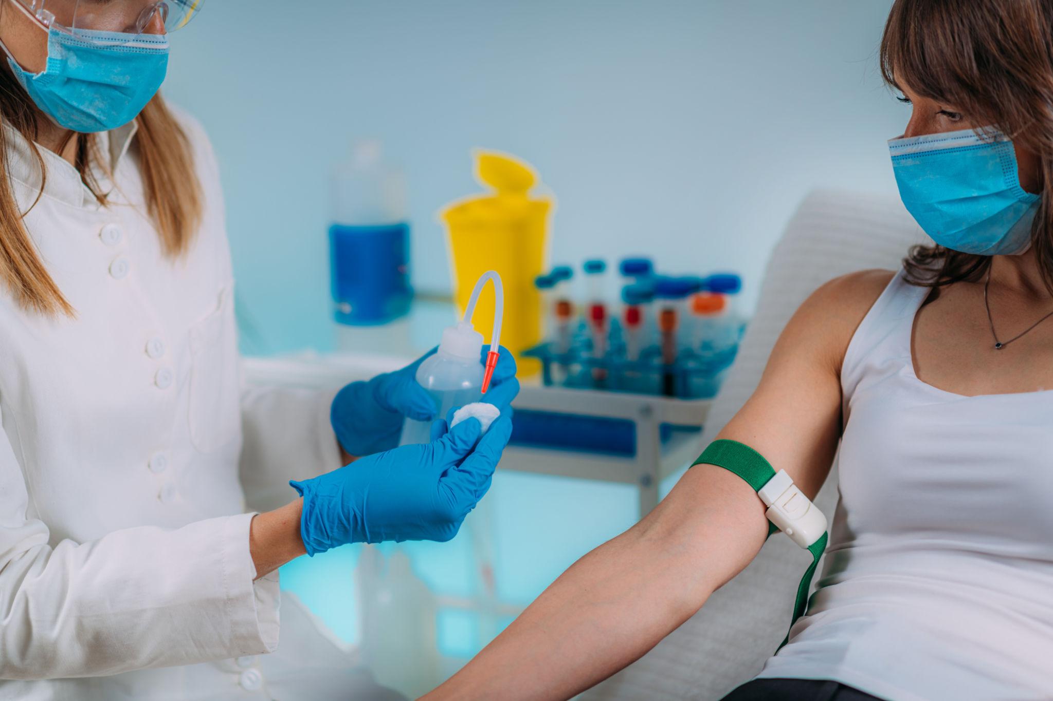 ¿Cómo prepararse correctamente para un examen de sangre?